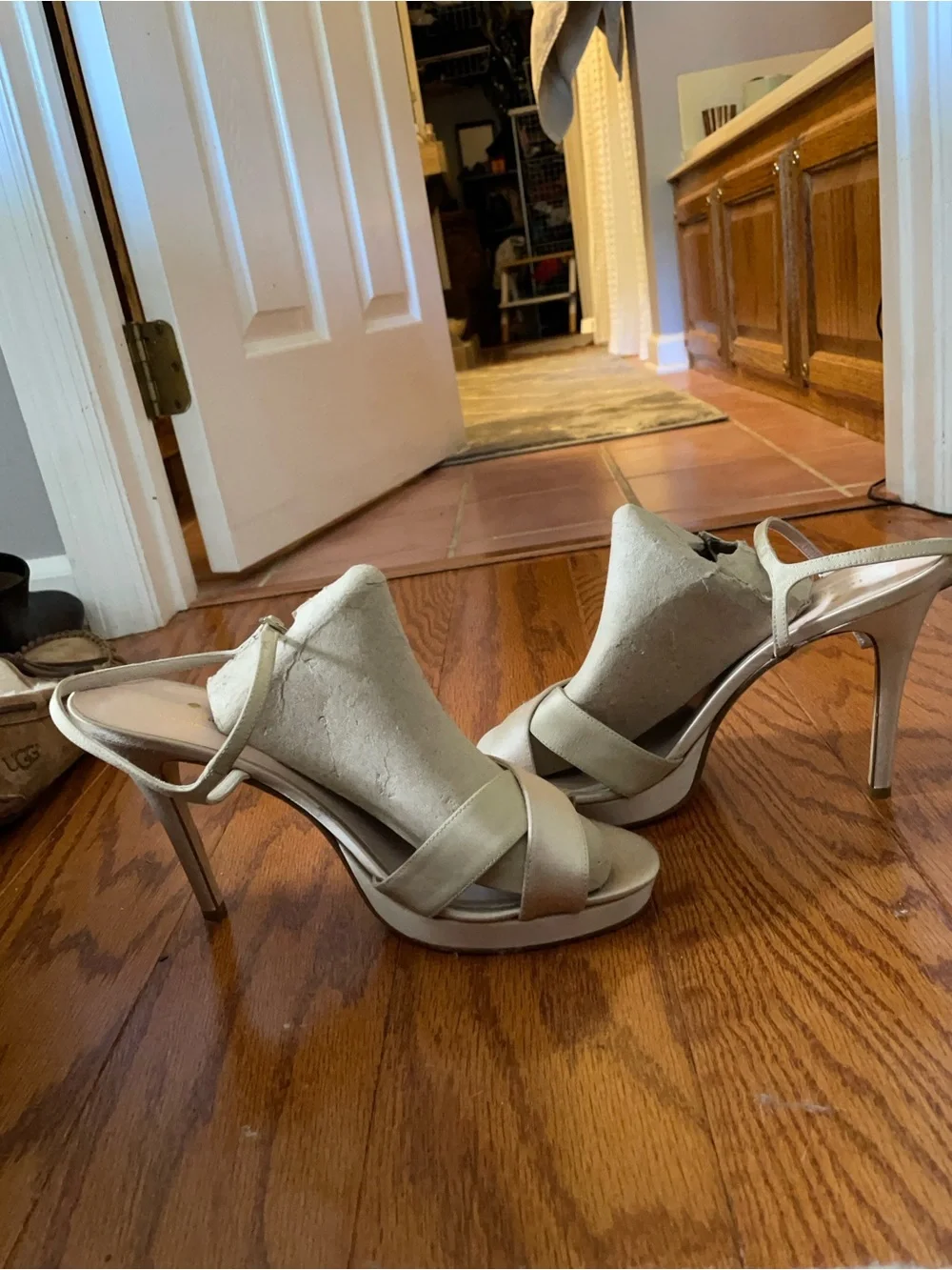 ♠️ Kate Spade ♠️ Elegant Satin Crisscross Heels in Champagne
